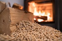 Stufe a legna e a pellet: come utilizzare in modo corretto le biomasse